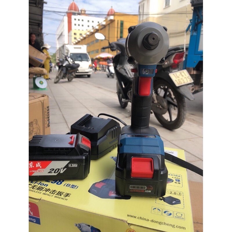 Máy siết bu lông DONGCHENG- 298 -20V CHính hãng  hàng không chổi than tặng đầu chuyển vít