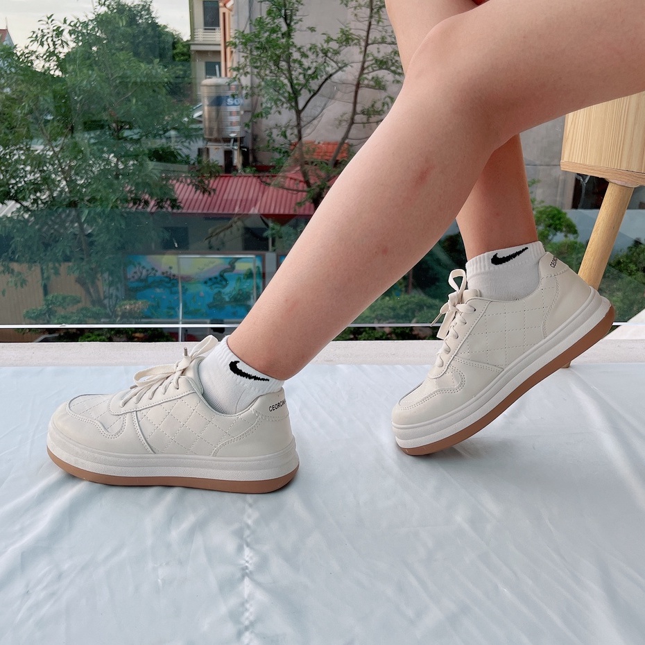 Giày thể thao nữ giày bánh mỳ mũi tròn hàng quảng châu cao cấp phiên bản đặc biệt phong cách ulzzang hàn quốc siêu xinh.