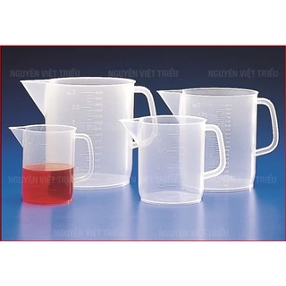 Ca nhựa/ cốc nhựa có quai chia vạch trắng 250ml 500ml 1000ml 2000ml