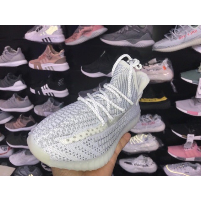 YEEZY BOOST 350 V2 Static 3 SNKRVN
