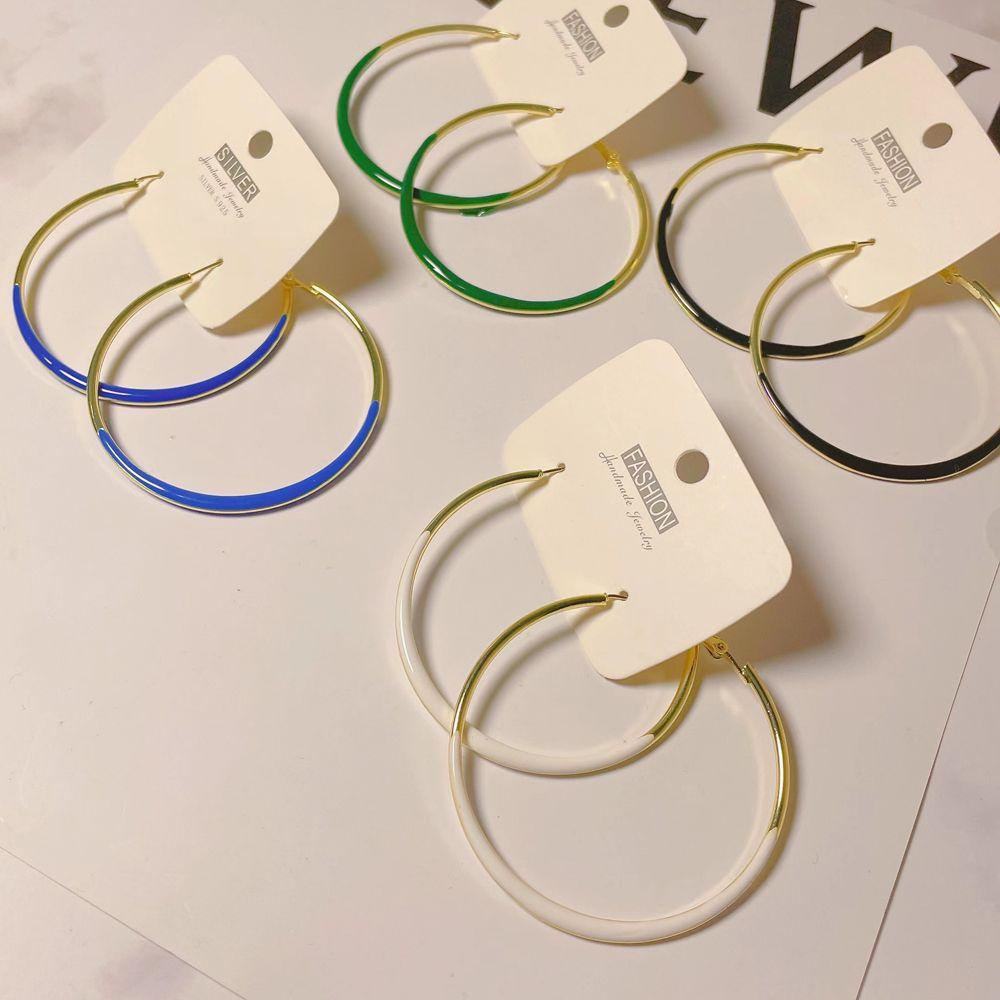 Khuyên Tai Vòng Tròn Lớn Bằng Kim Loại Tinh Tế Cá Tính Dành Cho Nữ MXMUSTY