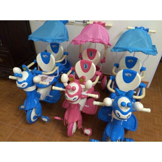 XE ĐẨY ĐÔI CHO 2 BÉ