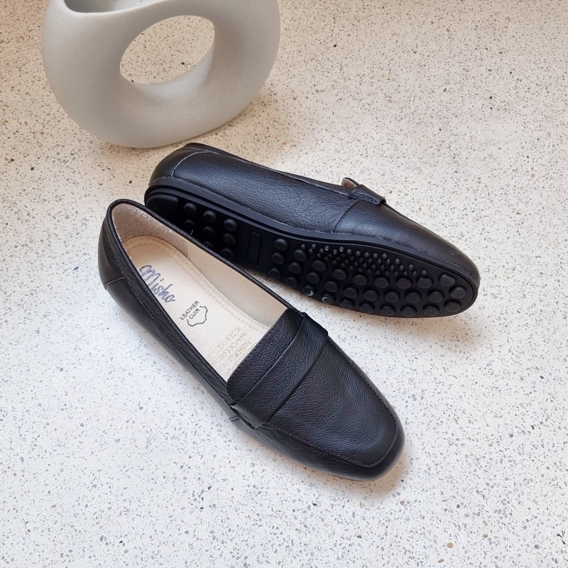 Giày Lười Nữ Êm Chân Kiểu Dáng Slip On Da Thật Đế Bệt Misho 1060