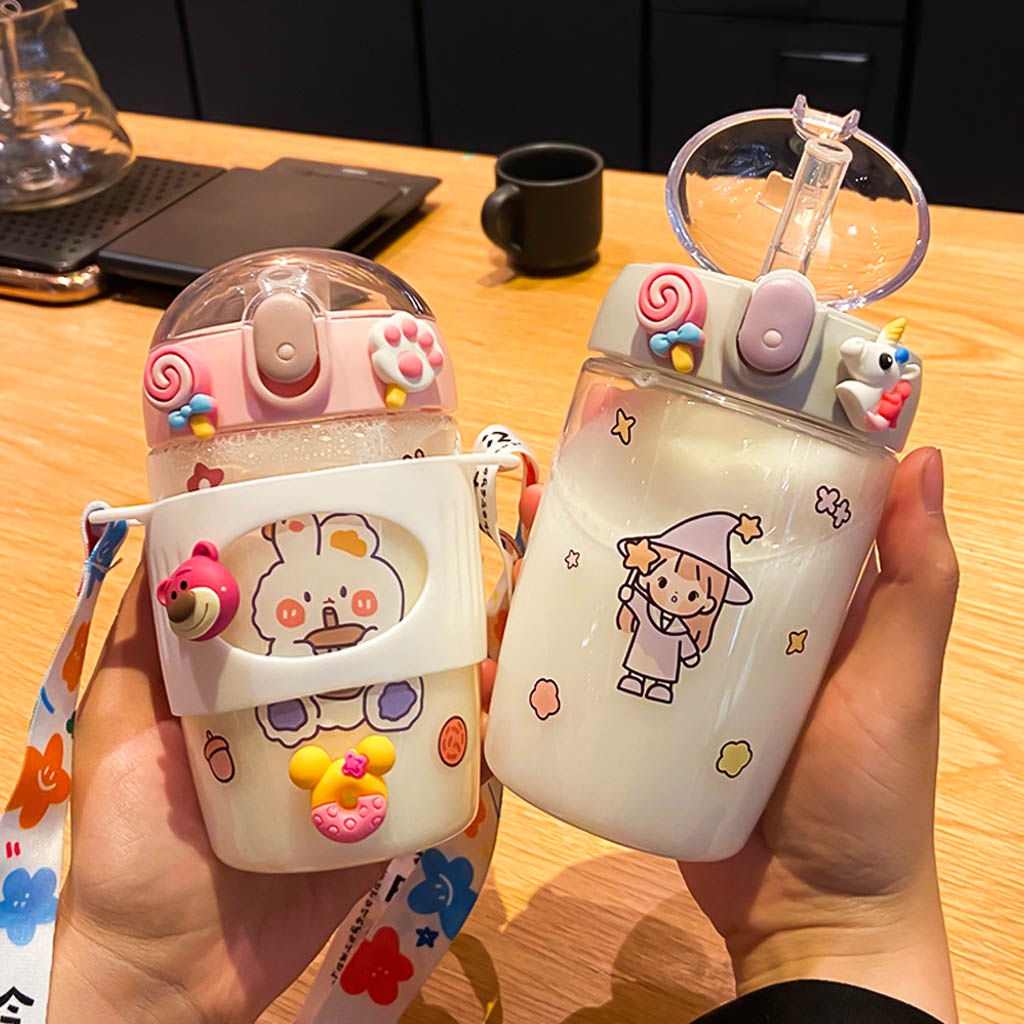Bình Nước Cho Bé, Bình Nước Cute Kèm Stiker Và Dây Đeo Siêu Dễ Thương