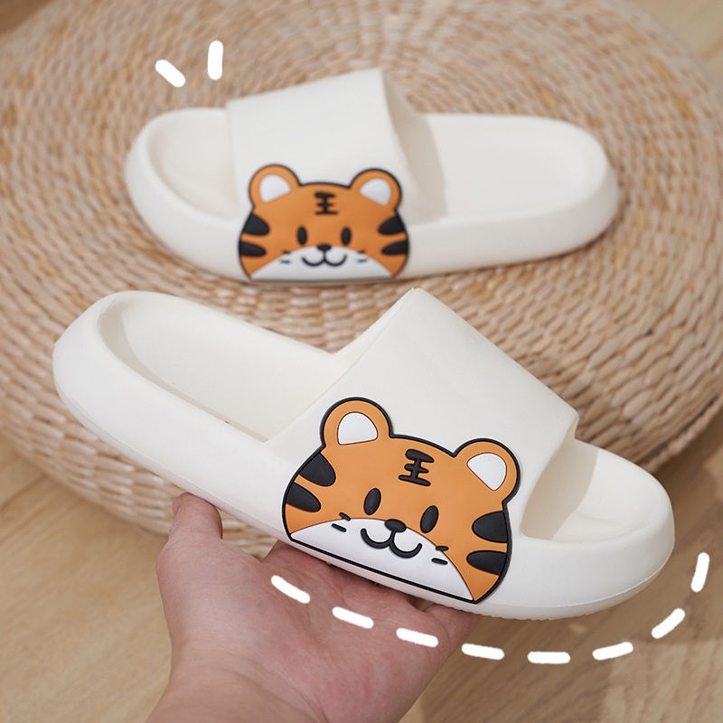 Dép Sandal Đế Dày Nhẹ Nhàng Thời Trang Dành Cho Nữ sf8323