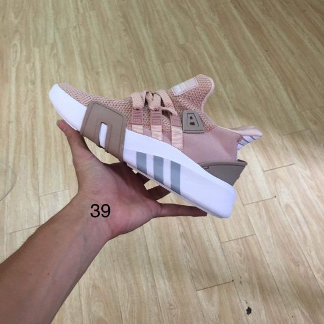 Eqt hồng đất