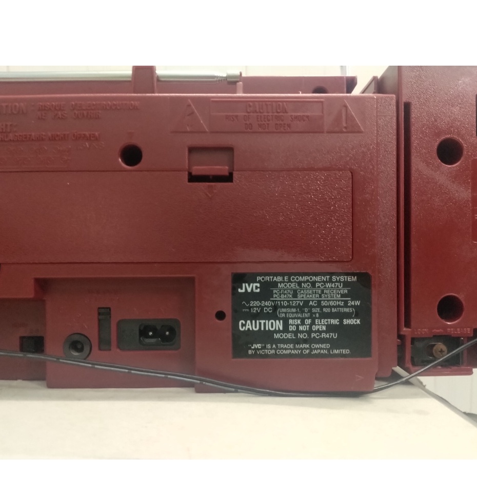 Radio cassette JVC PC-W47 đồ cũ có đường line gắn điện thoại nghe ok 100%
