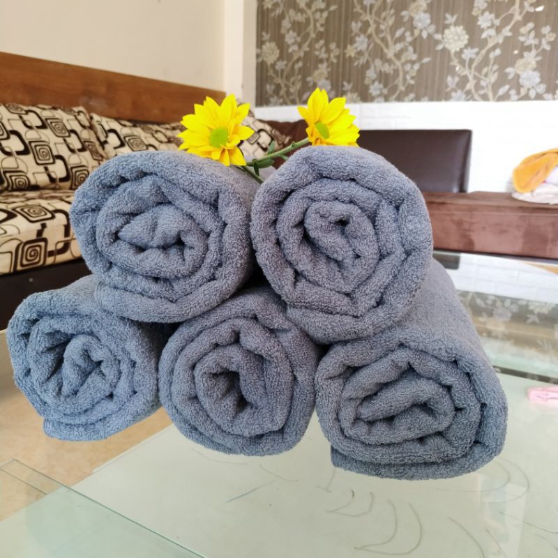 KHĂN TẮM XÁM GHI COTTON  THÊU LOGO KHÁCH SẠN THEO YÊU CẦU, SỢI BÔNG MỀM MẠI HÚT NƯỚC TỐT