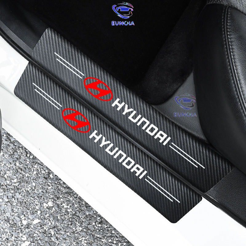 BỘ 5 MIẾNG Dán Chống Trầy Xước Có Logo Hãng Mazda Bảo Vệ Bậc Cửa Và Dán Cốp Xe Hơi, Xe Ô Tô Bằng Sợi Carbon Bền Đẹp