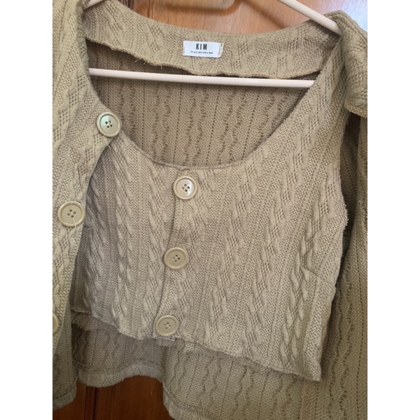 Set áo len kèm áo dây be nâu