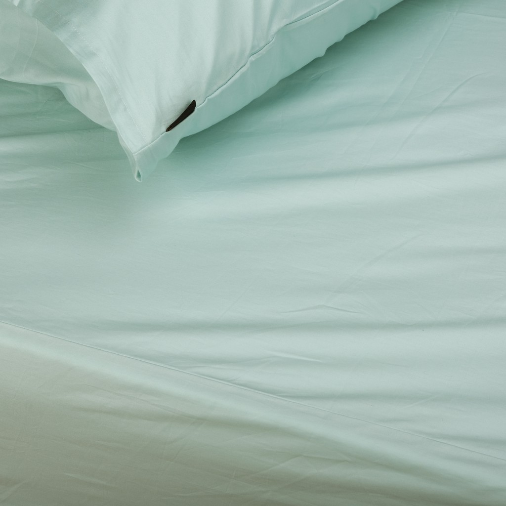 Vỏ Gối Ôm Gòn Bedding Cotton Satin Hàn Quốc Màu Xanh Ngọc Nhạt 35x100 cm