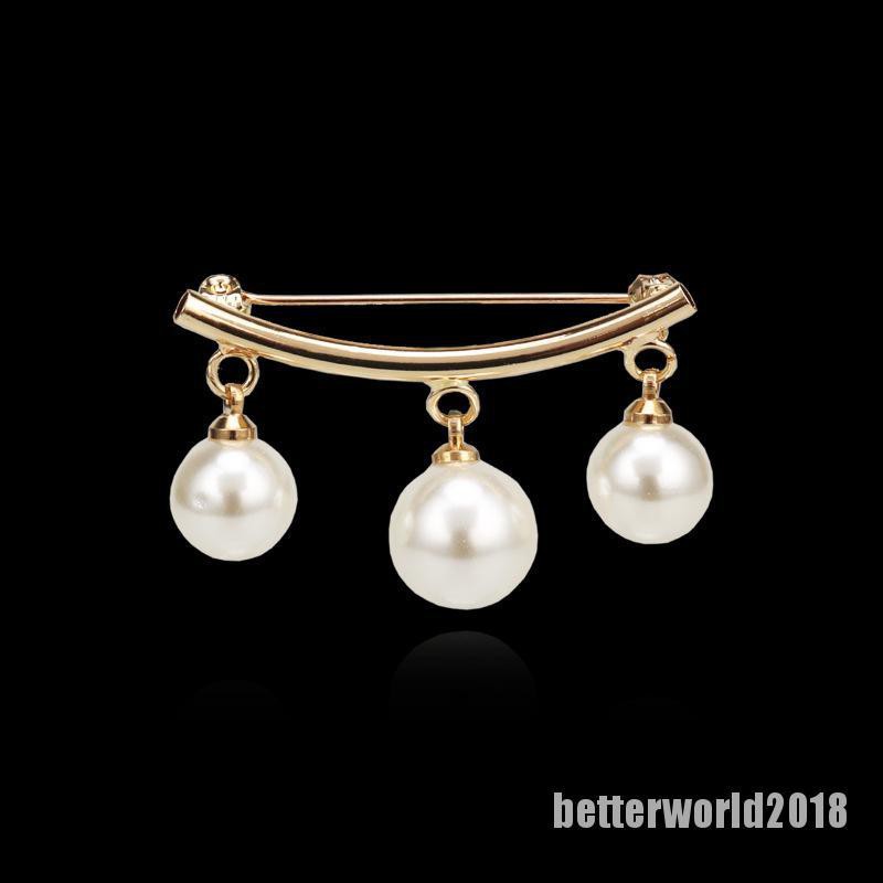 Ghim cài áo đính ngọc trai giả thiết kế tinh tế