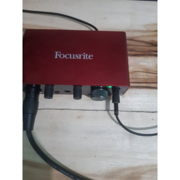 soudcard thu âm focusrite solo gen3