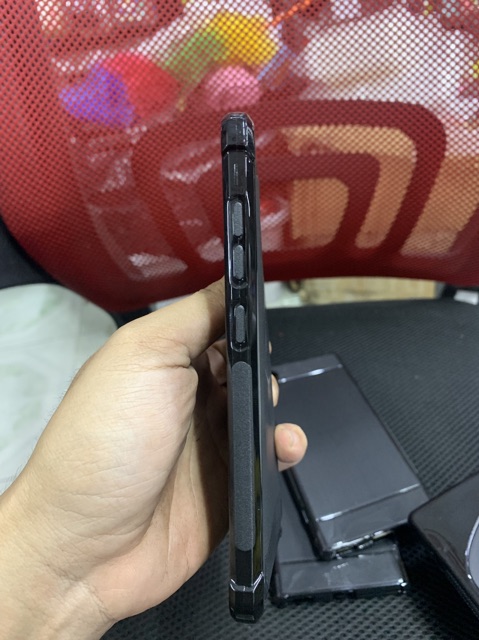 [Mã ELFLASH5 giảm 20K đơn 50K] Ốp lưng Asus Zenfone Max Plus ZB570TL đen chống sốc