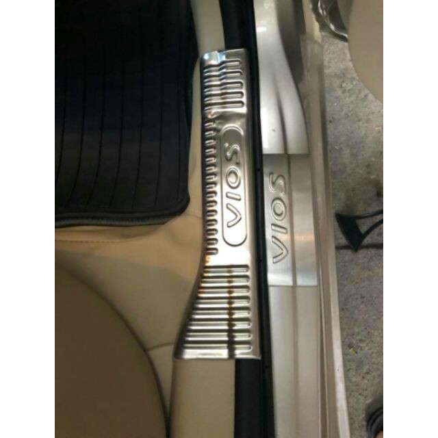 Ốp bậc trong  VIOS 2019, 2020, 2021( 4 chi tiết )