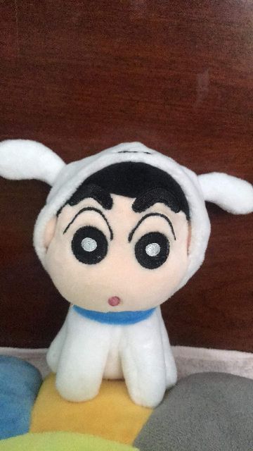 Móc khóa nhựa shin cậu bé bút chì