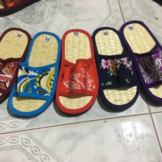 Combo 2 đôi dép cói đi trong nhà cho bé