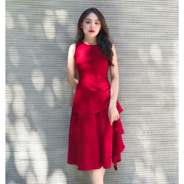 Đầm dự tiệc dáng xòe đắp tầng đính hạt sang trọng | BigBuy360 - bigbuy360.vn