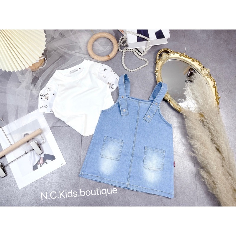 Xả Set yếm jean áo tay hoa cho bé gái