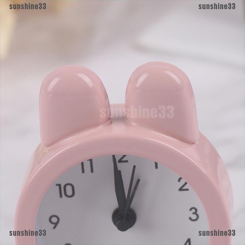 Đồng hồ báo thức mini bằng kim loại với thiết kế nhỏ gọn chất lượng cao tiện dụng