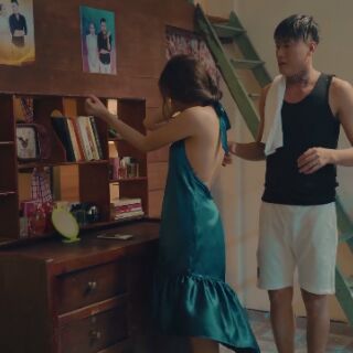 Đầm yếm phi