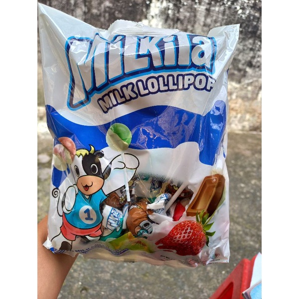 Kẹo mút  sữa  vị hỗn hợp  Milkita gói 50 que.