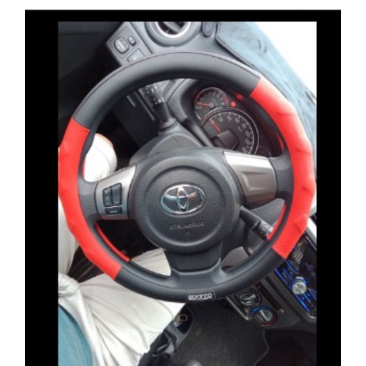 Bọc vô lăng sparco - size 38 phù hợp mọi dòng xe - bọc vô lăng spaco carbon dáng thể thao