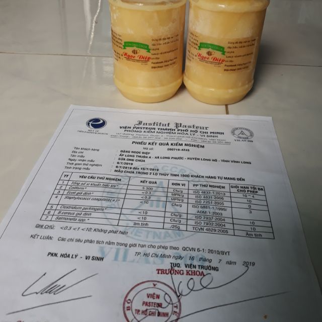 1kg sữa ong chúa tươi