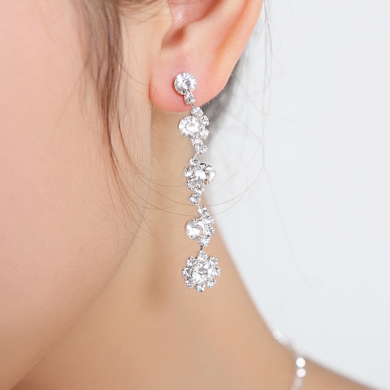 (MớI) Bộ Vòng cổ + Bông Tai ĐíNh Đá Xinh XắN