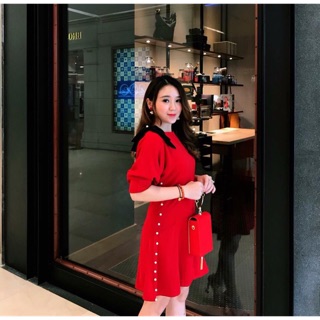 Đầm đính ngọc màu đỏ cho dự tiệc đi sự kiện