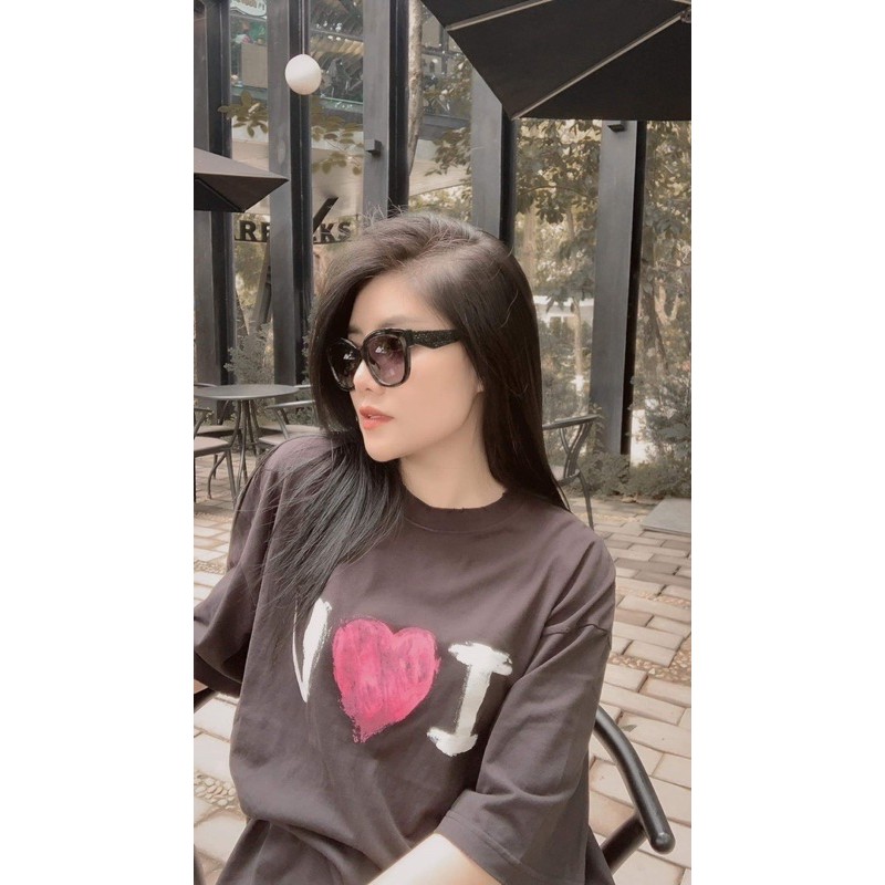 Mắt kính mát DIOR .