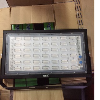 ĐÈN PHA LED 200W MPE IP65 CHỐNG NƯỚC  TRẮNG,VÀNG