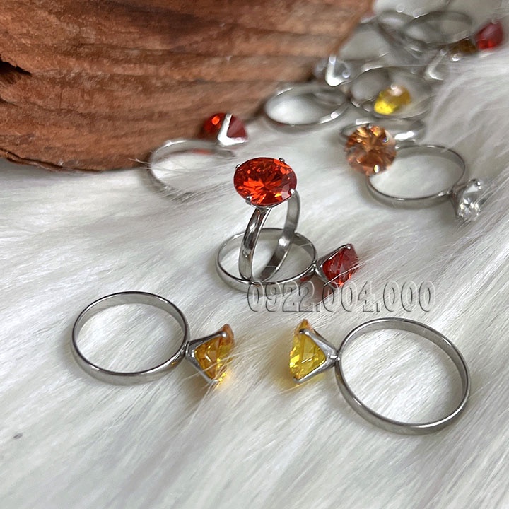 Nhẫn nữ đính viên đá màu lớn (10 li).