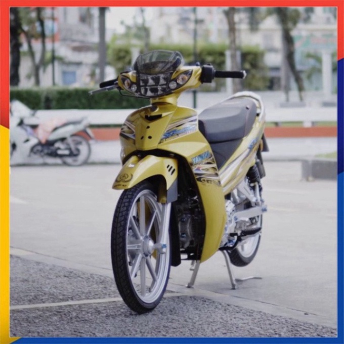 Kính Chắn Gió Cho Exciter , Wave A 100 110 , Wave RSX , Winner Và Winner X Zhipat Chính Hãng