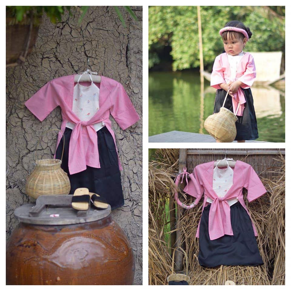 Bộ tứ thân - Yếm đào Bé gái