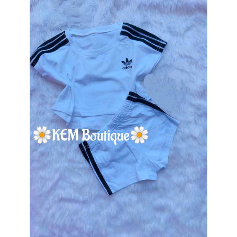 Set bộ quần ôm kèm áo form dơi rộng croptop cực ngầu cho bé Kem Boutique - sirokemsua