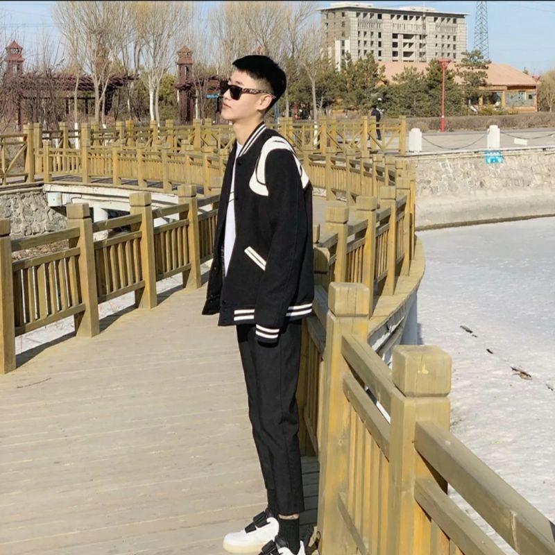 Áo khoác bomber bóng chày nỉ bo viền trắng