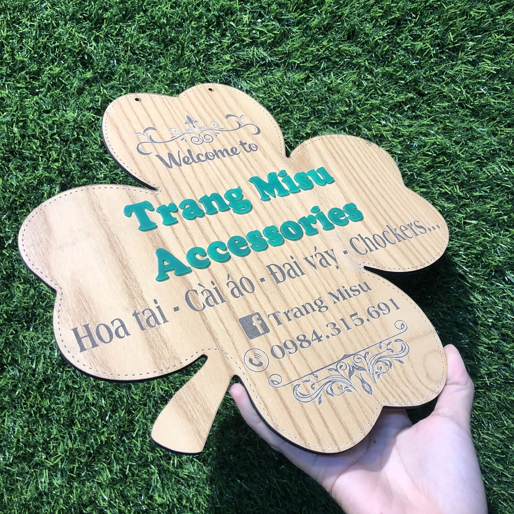 Bảng gỗ Decor - Thiết kế theo yêu cầu - Khung cỏ 4 lá kích thước 30x30cm