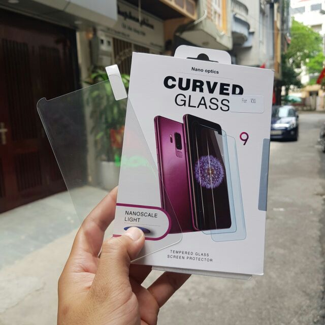 Kính cường lực Full keo UV LG V30 chống xước, chống vỡ