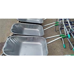 Xe rùa xe cút kít bánh hơi thùng tôn