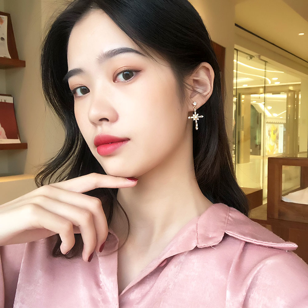 Bông Tai Nữ Đính Đá Phong Cách Tối Giản