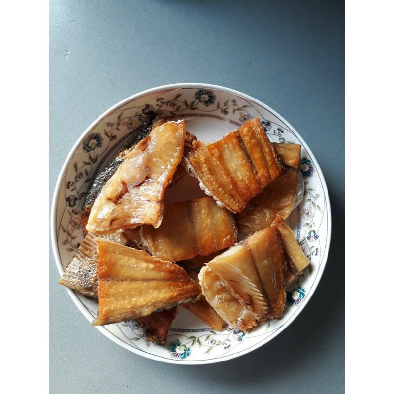 Khô cá dứa nuôi  3 nắng cắt khúc
