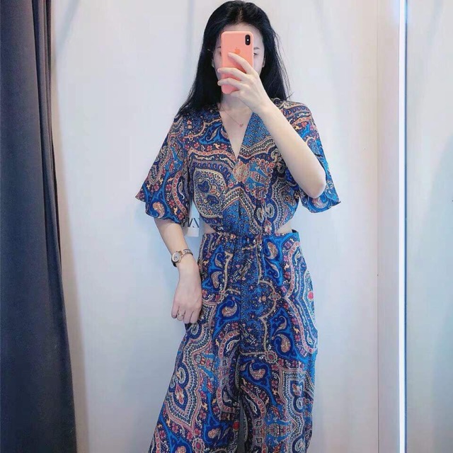 Jum hoạ tiết cut-out