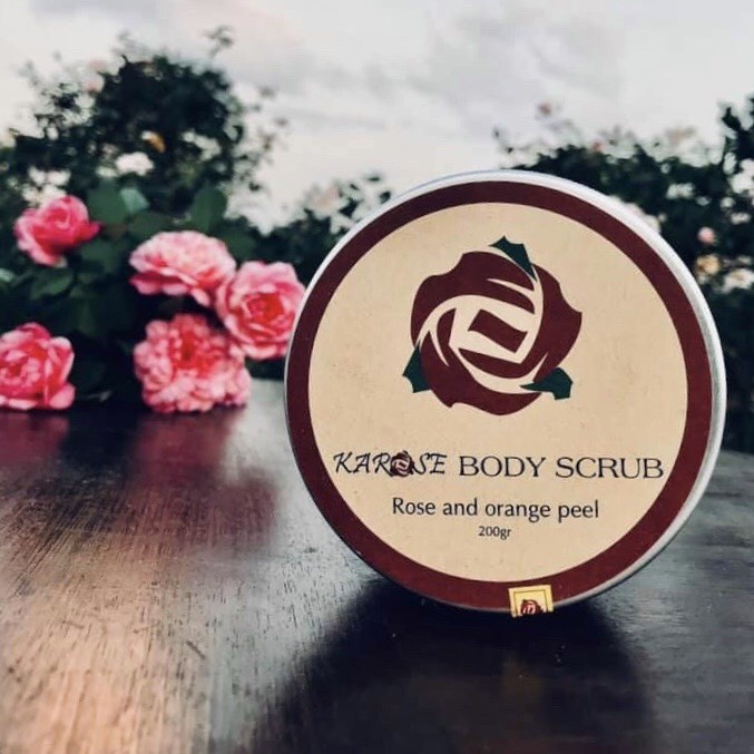 Tẩy da chết hoa hồng Karose Body Scrub 200g