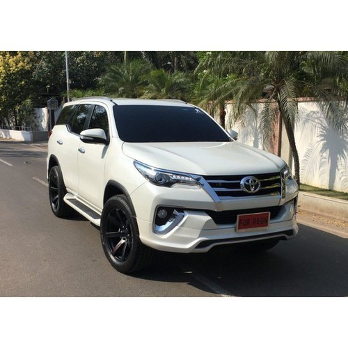 Nẹp sườn theo xe Fortuner 2016-2019,2020 Hàng đẹp