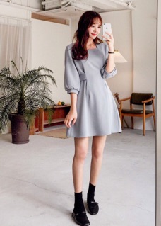 Đầm xám cổ U thắt nơ