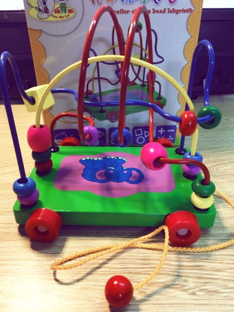 ĐỒ CHƠI GỖ XE KÉO MÊ CUNG LUỒN HẠT