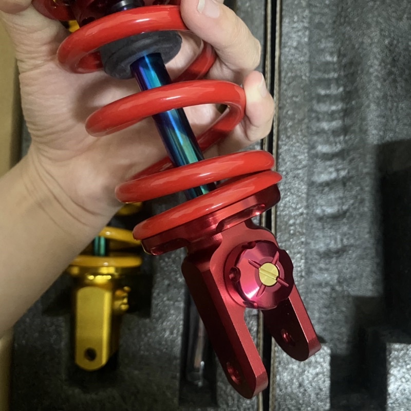 Phuộc nhún sau Yss bình dầu khắc gắn cho các xe tay ga 1 phuộc Vario Click Vision Janus Lead ...