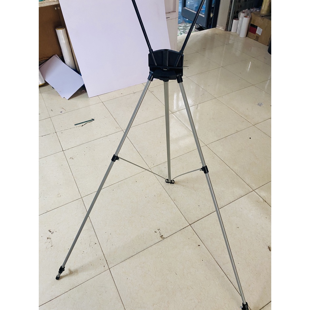 Giá treo hình ảnh chân cường lực chắc chắn, Standee chữ X