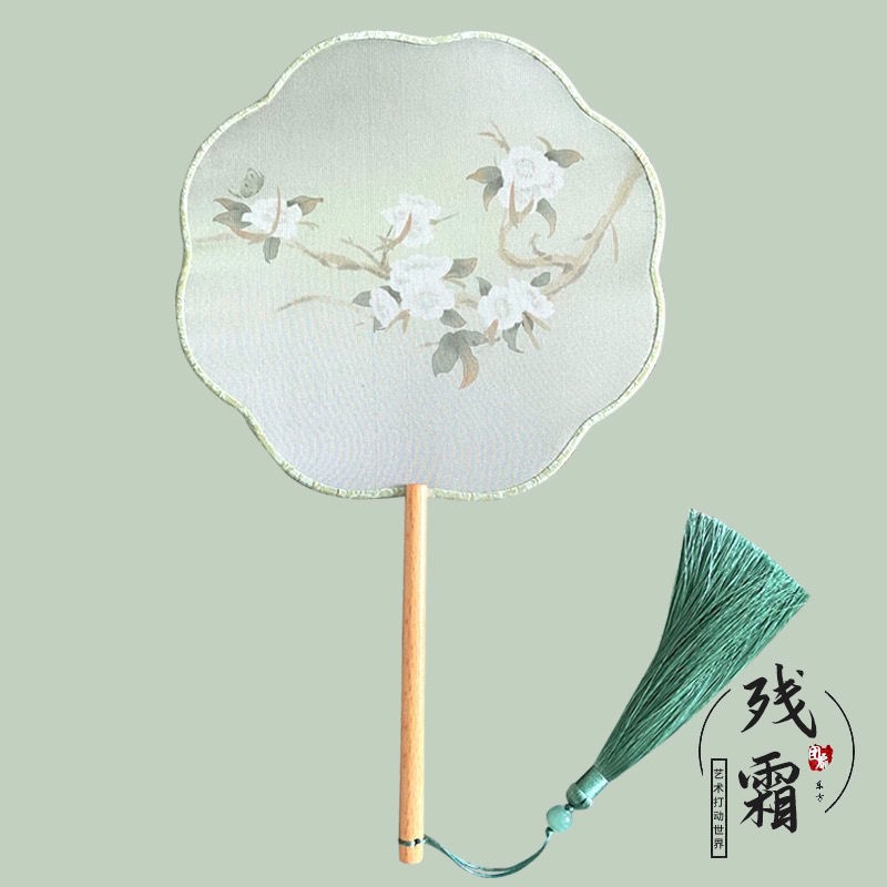 Quạt tay cầm dài tùy chọn họa tiết dùng khi múa phong cách Trung Quốc